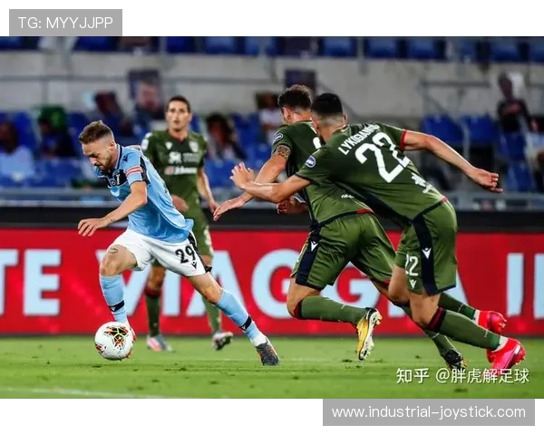 乌迪内斯攻防两端表现稳健，迎来赛季新篇章的积极趋势分析